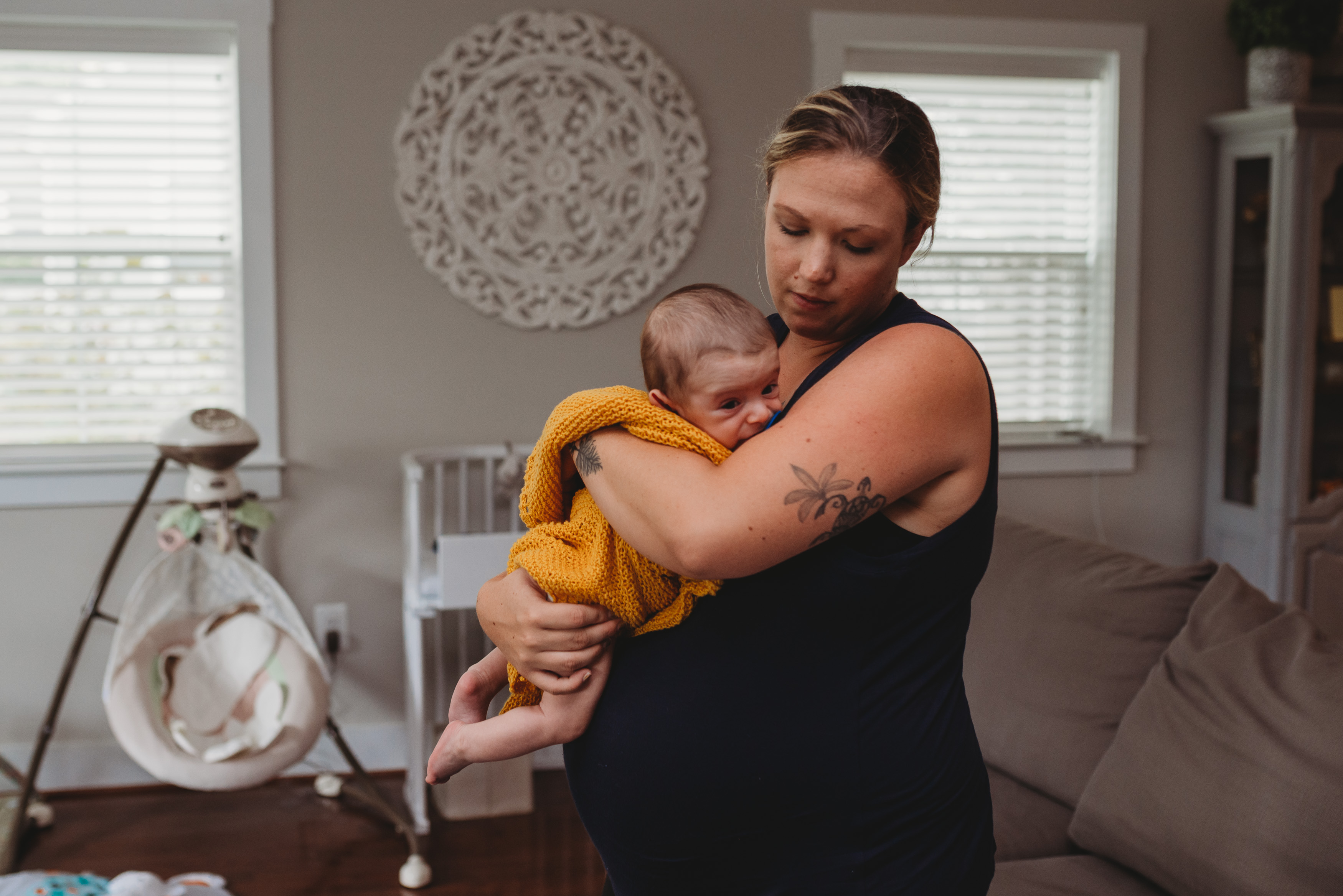 annapolis area doula helps new mom adjust to life with an infant.